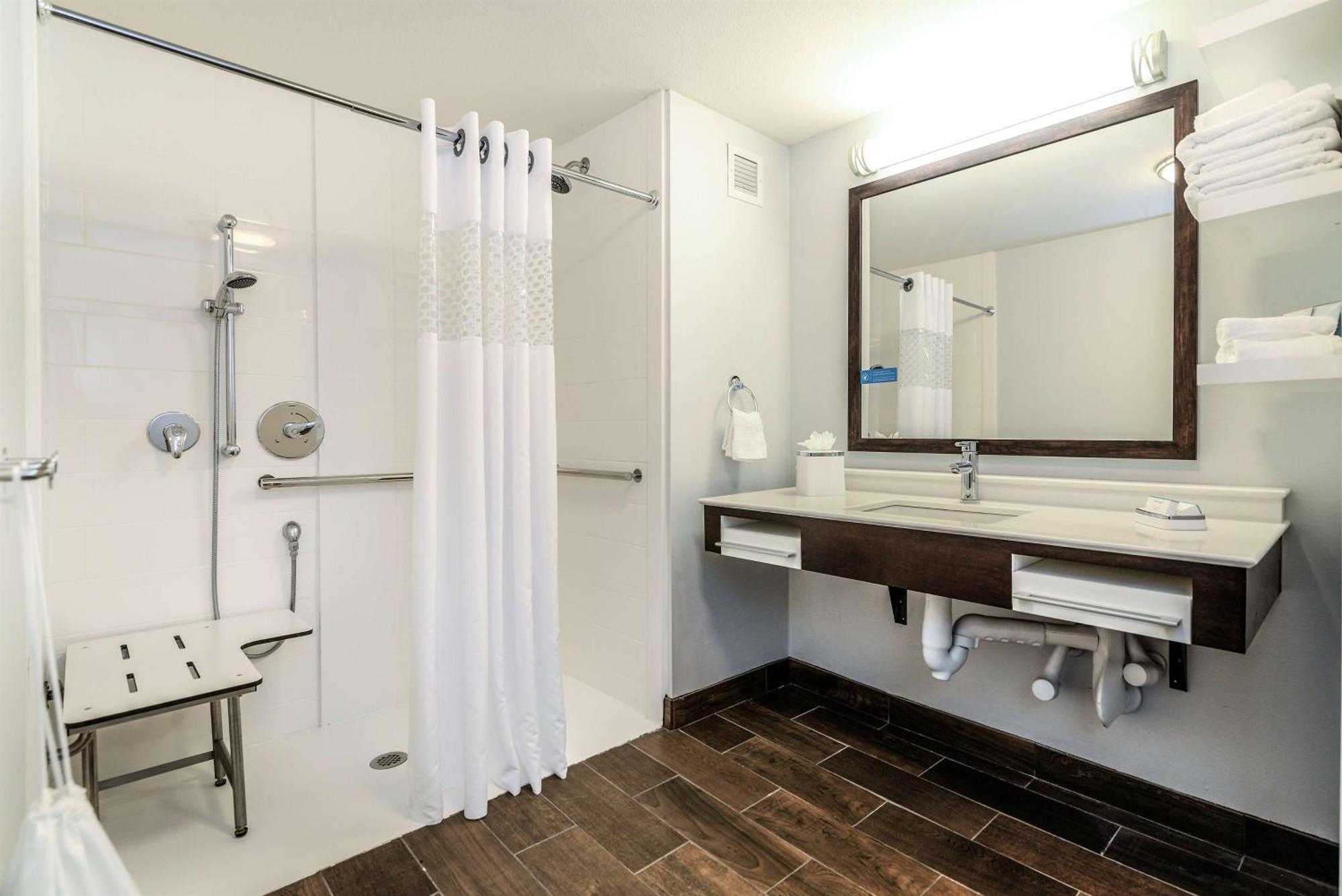 Hampton Inn Brighton Mi Kültér fotó