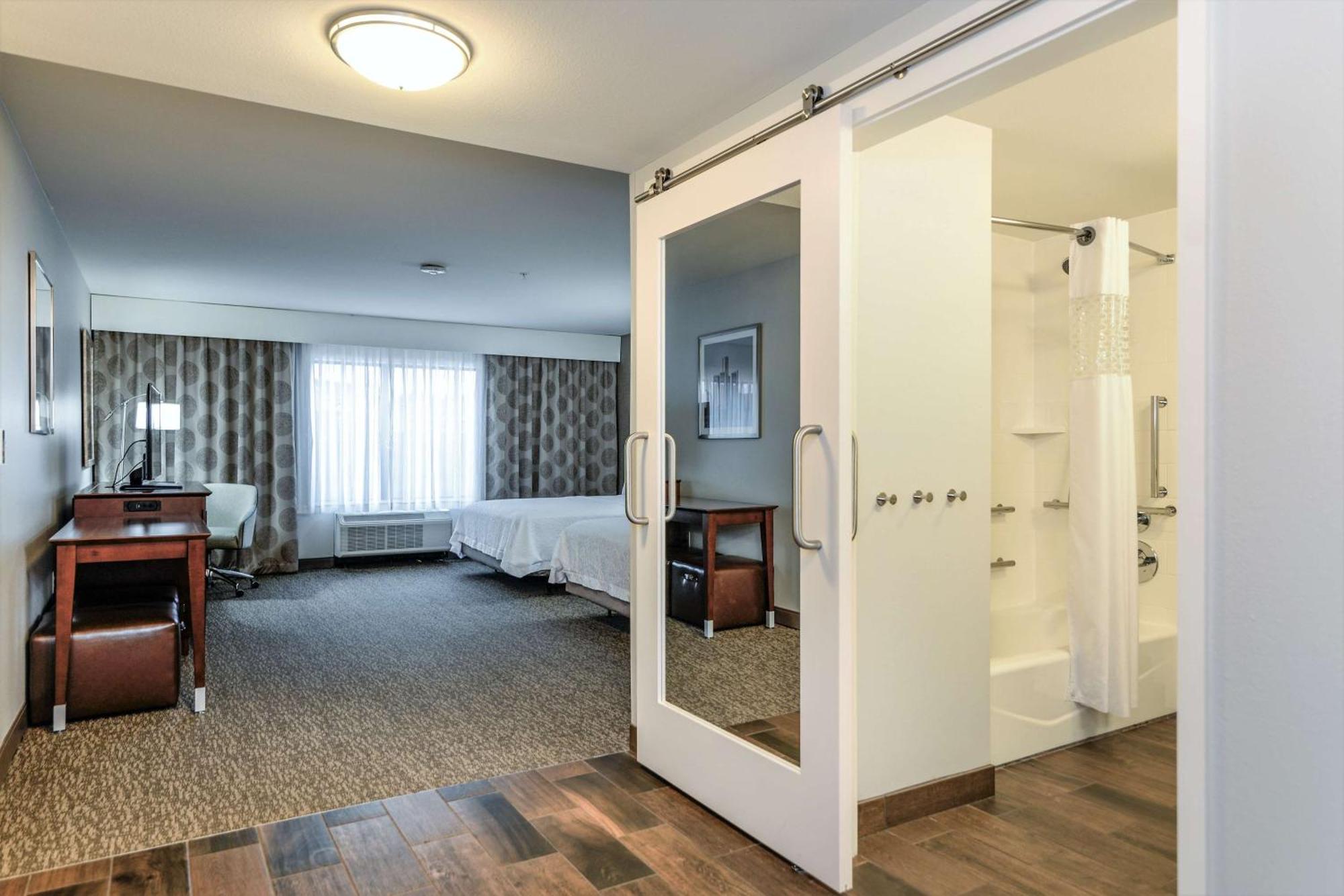 Hampton Inn Brighton Mi Kültér fotó