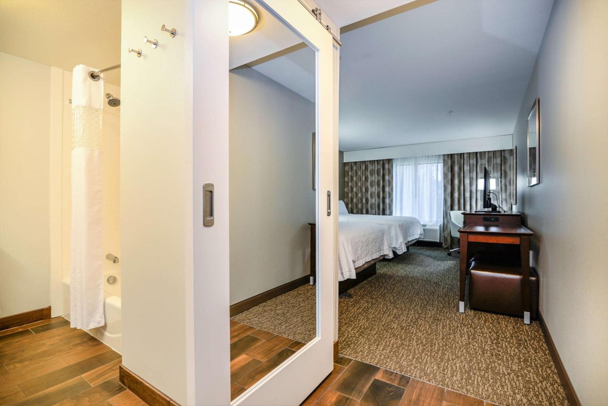 Hampton Inn Brighton Mi Kültér fotó