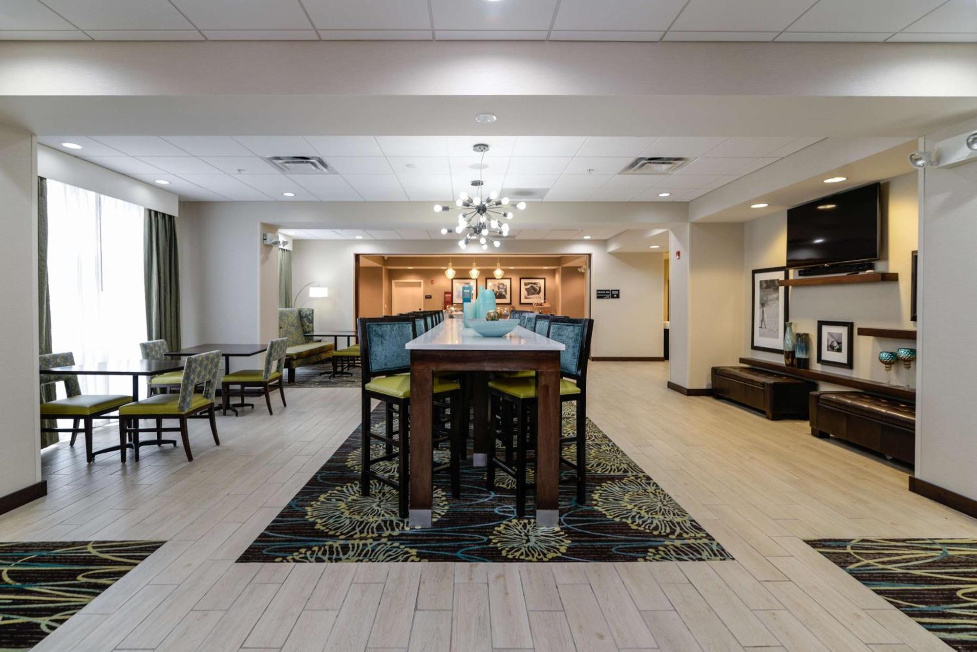 Hampton Inn Brighton Mi Kültér fotó